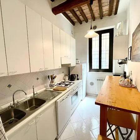 Casa Lu15, Cozy Centro Storico Апартаменти *